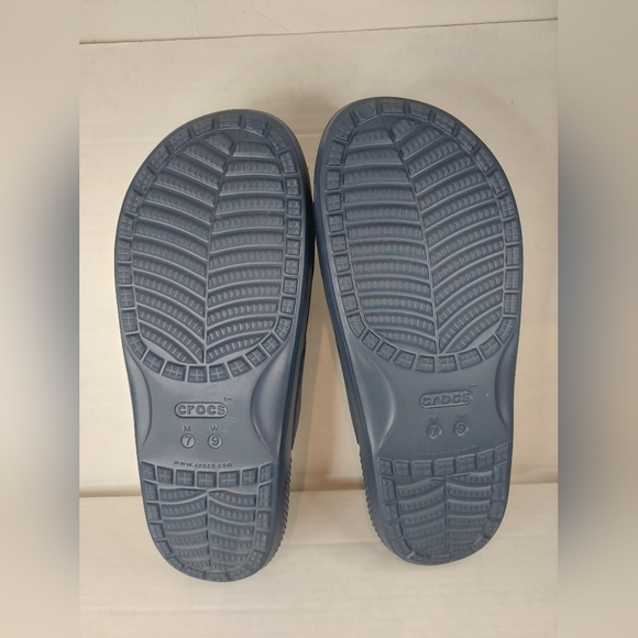 Crocs Unisex Classic Navy Blue Size 7M/9W Two-Strap Slide Sandals - Picture 14 of 16